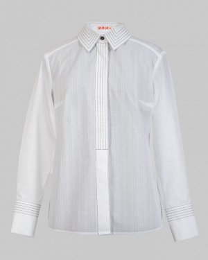 Белая блуза с контрастными отделочными строчками