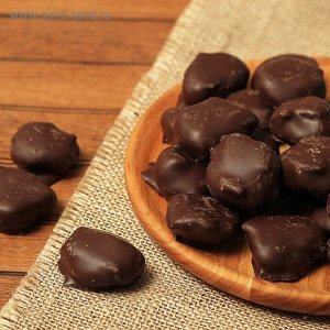 Чернослив в шоколадной глазури
