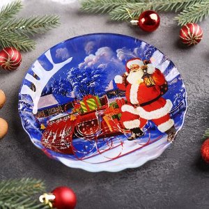 Блюдо сервировочное Доляна «Дед мороз», 19×2,1 см