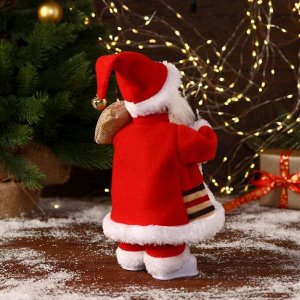 Дед Мороз "В костюмчике с орнаментом, с посохом и подарками" двигается, 11х30 см