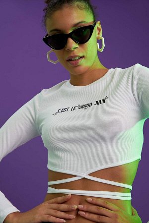 Укороченная футболка с длинными рукавами и принтом Cool Slogan с завязками на талии