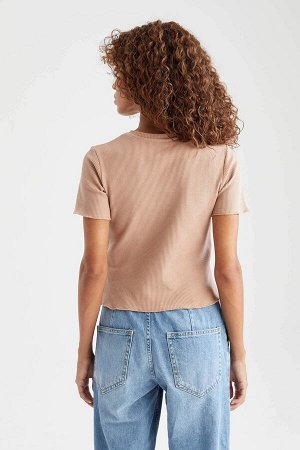 Базовая укороченная футболка Slim Fit с коротким рукавом