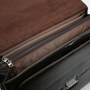 Портфель, 3 отдела на клапане, 4 наружных кармана, длинный ремень, цвет коричневый