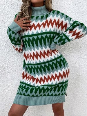 Платье-свитер с шевронным узором разрез с высоким воротником