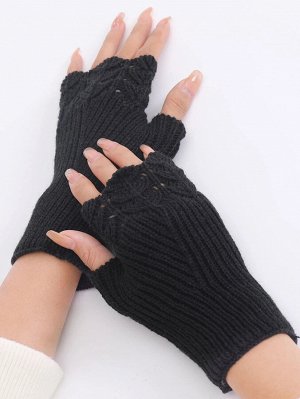Вязаные перчатки с открытыми пальцами