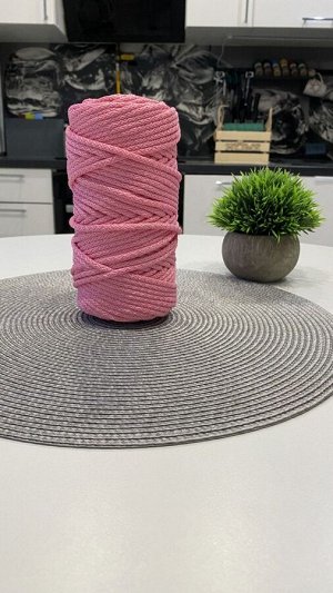 Шнур полиэфирный с сердечником 5 мм для рукоделия/шнур для вязания/шнур для макраме. Розовый (90)