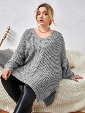 Вязаный свитер размера плюс с разрезом