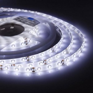 Cветодиодная лента Apeyron Electrics 5 м, IP65, SMD2835, 60 LED/м, 4.8 Вт/м, 12 В, 6500К