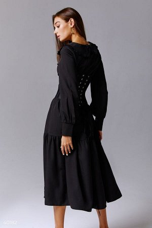 Черное платье миди с оборками