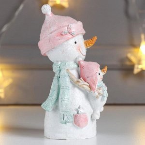Сувенир полистоун "Снеговик со снеговичком" розовый 12,5х6,5х7 см