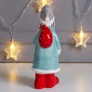 Сувенир керамика "Дед Мороз в кафтане, с красным мешком" цветной 18,3х6,5х8,1 см