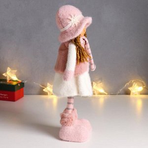Кукла интерьерная "Малышка с хвостиками, в вязаном бело-розовом наряде и шляпке" 36,5 см