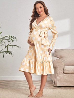 Для беременных Домашнее платье в клетку с поясом с оборками