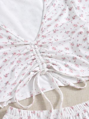 Пижама на кулиске с цветочным принтом