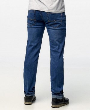 Джинсы BAI CNN065
Классические пятикарманные джинсы прямого кроя с застежкой на молнию и пуговицу. 
Состав: 95% - хлопок, 5% - полиэстер .
Страна производитель: КНР.
Сезон: Демисезон.
