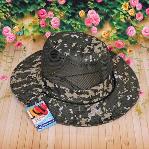 Шляпа мужская с клепками и сеткой "Tourist",  58р, ширина полей 7,5см