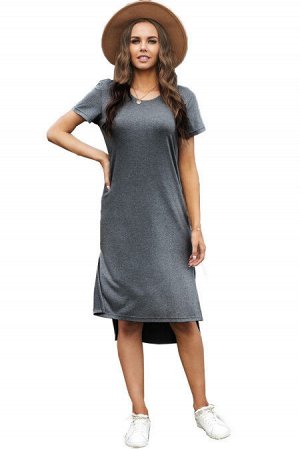 Серое повседневное платье-футболка с коротким рукавом и высокими боковыми разрезами