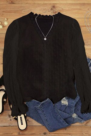 Черная элегантная кружевная блуза в швейцарский горошек с V-образным вырезом