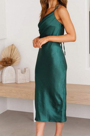 Зеленое вечернее платье на одно плечо с открытой спиной