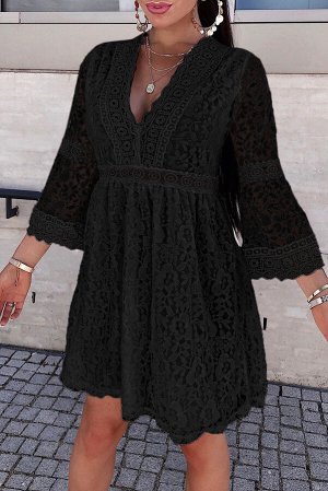 Черное кружевное мини-платье с V-образным вырезом и рукавами 3|4