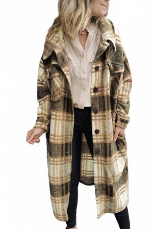 Коричневое длинное пальто с карманами в шотландскую клетку