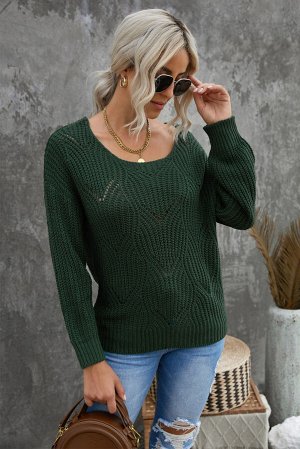 Зеленый вязаный свитер с перфорацией
