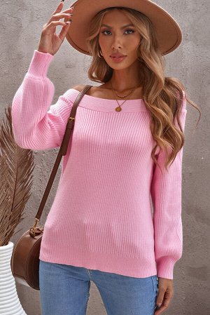 Розовый свитер в рубчик с открытыми плечами