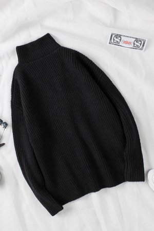 Черный свитер крупной вязки с воротником на молнии