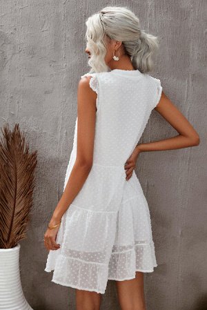 Белое многоярусное платье беби-долл в горошек