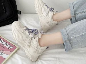 Женские кроссовки с двухцветными шнурками,цвет бежевый/лавандовый