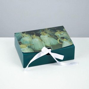 Коробка подарочная «Бал»