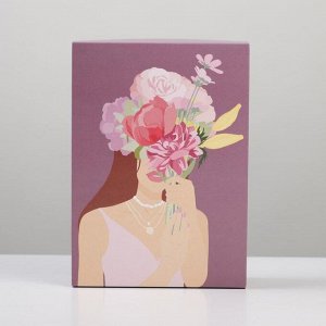 Коробка складная «Девушка с цветами»,  21 ? 15 ? 7 см