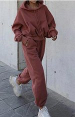 Костюм спортивный