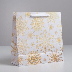 Пакет ламинированный квадратный «Снежинка», 30 ? 30 ? 12 см
