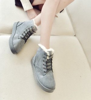 Женские ботинки с шнуровкоой, цвет серый