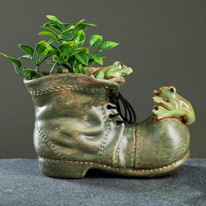 Кашпо керамическое "Ботинок с жабами" 19*13см