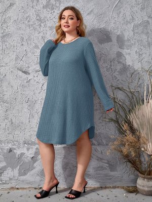 Вязаное платье-футболка размера плюс
