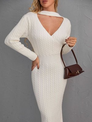 Платье-свитер с разрезом с разрезом сзади вязаный