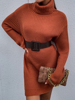Оригинальное платье-свитер без ремня