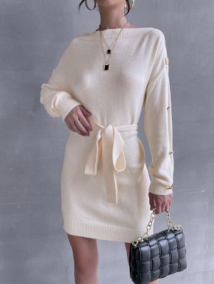 Платье-свитер с пуговицами с поясом