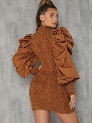 Вязаное облегающее платье-свитер