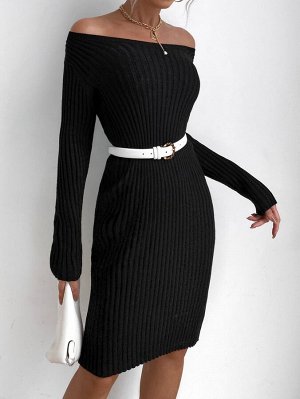 Облегающее платье-свитер в рубчик без пояса