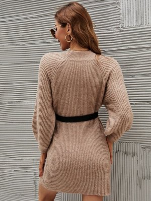 Платье-свитер в рубчик с рукавом-реглан без пояса