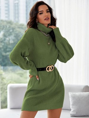 Трикотажное платье-свитер без ремня в рубчик