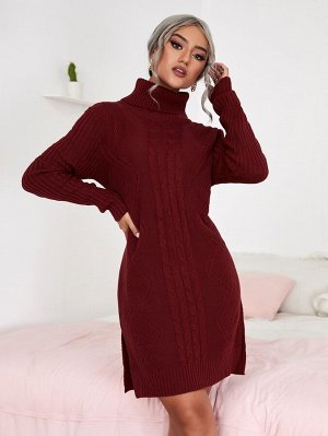 Платье-свитер с высоким воротником вязаный с разрезом без пояса