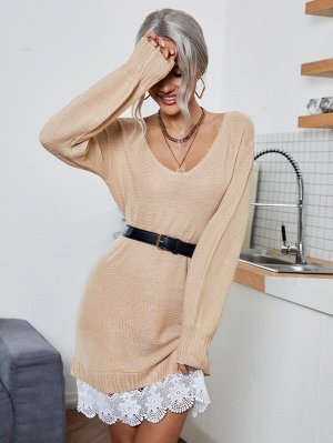Платье-свитер с кружевной отделкой без ремня