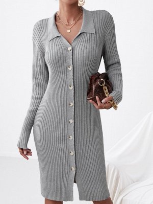 Платье-свитер в рубчик с пуговицами