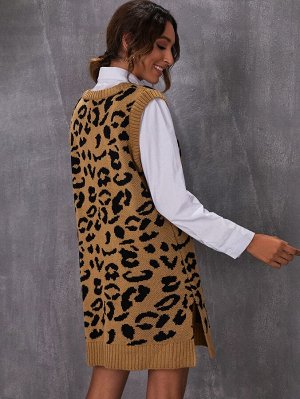 Платье-свитер с леопардовым узором с разрезом без пояса