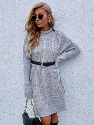 Вязаное платье-свитер без пояса