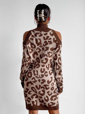 Облегающее платье-свитер с леопардовым вырезом в рубчик